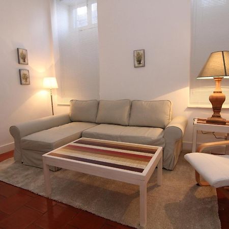 Apartamentos Madrid Retiro Esterno foto