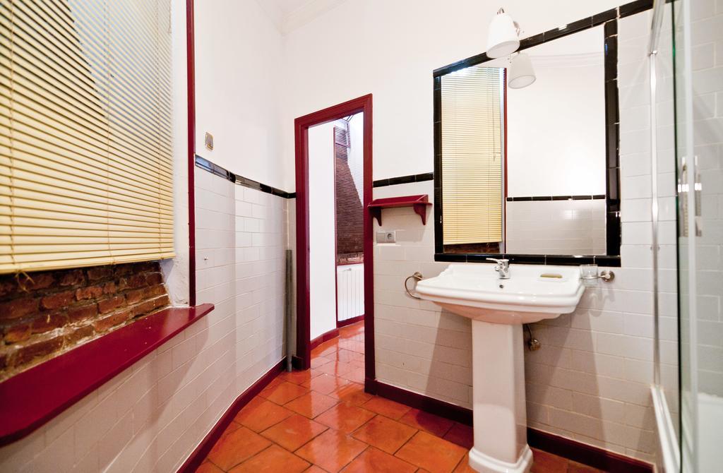 Apartamentos Madrid Retiro Camera foto