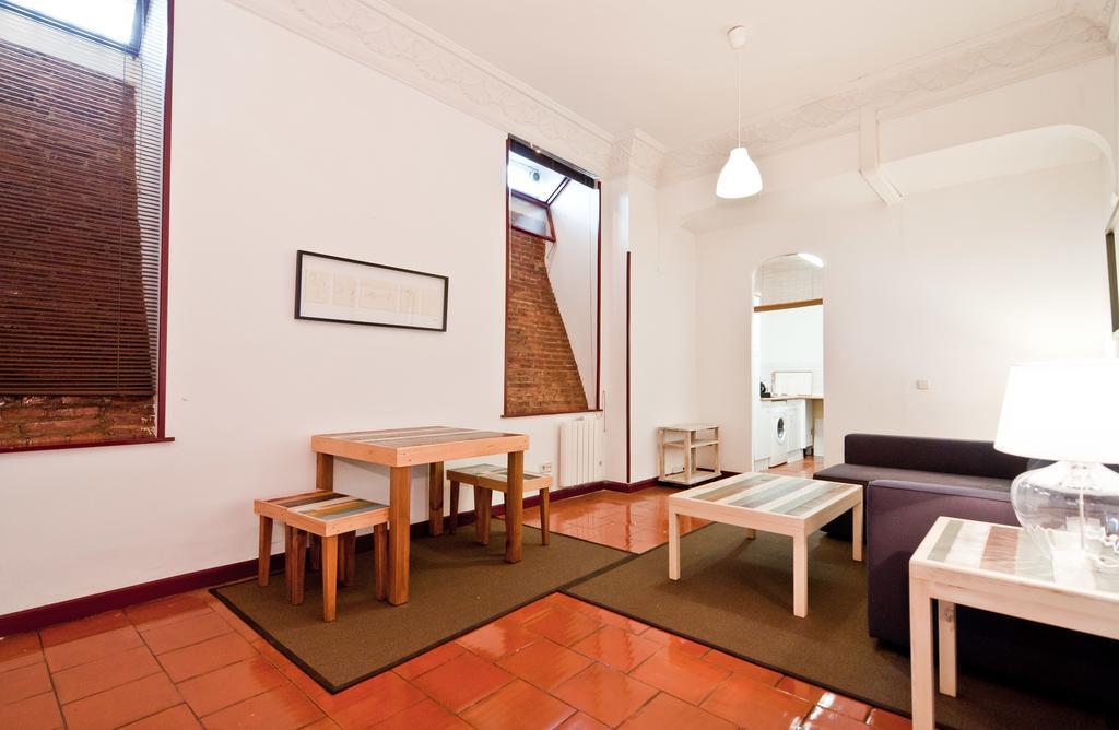 Apartamentos Madrid Retiro Camera foto