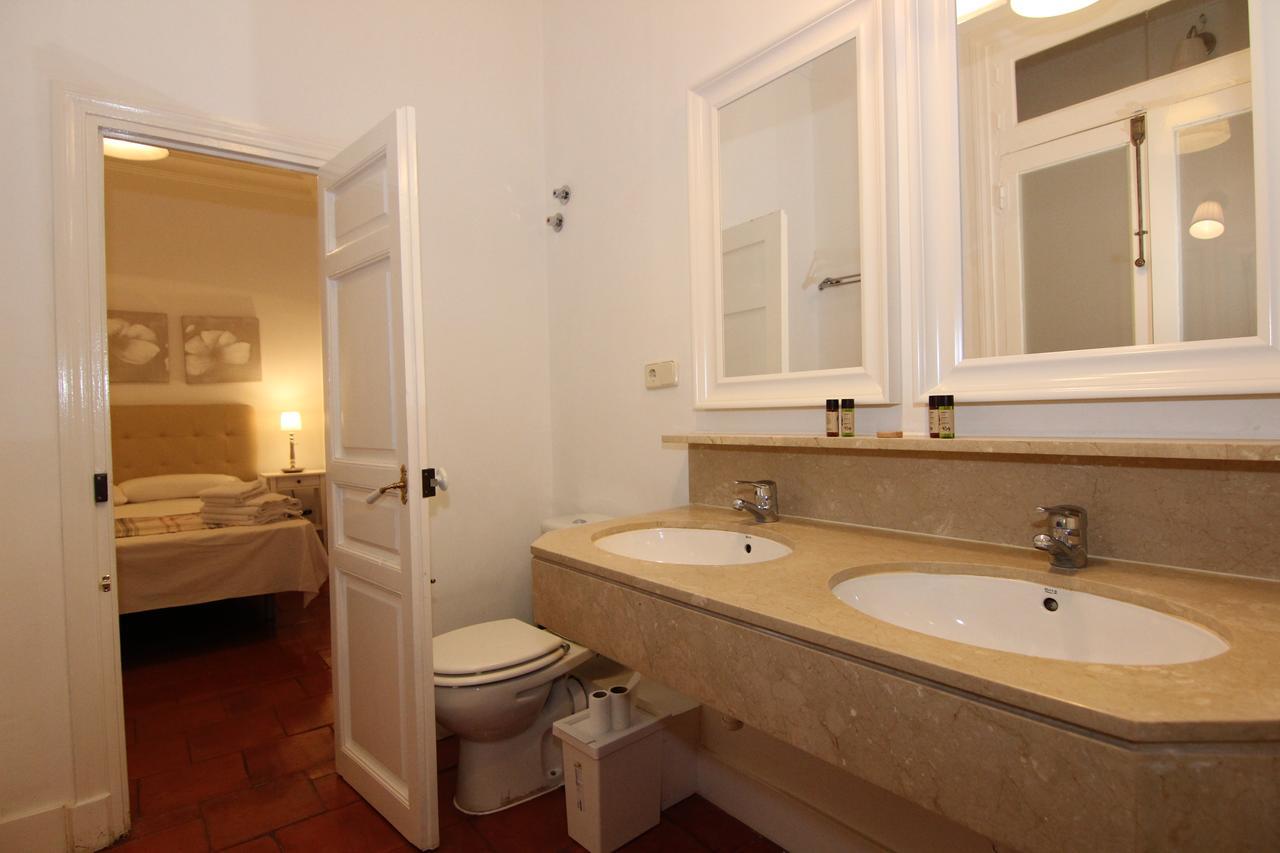 Apartamentos Madrid Retiro Esterno foto
